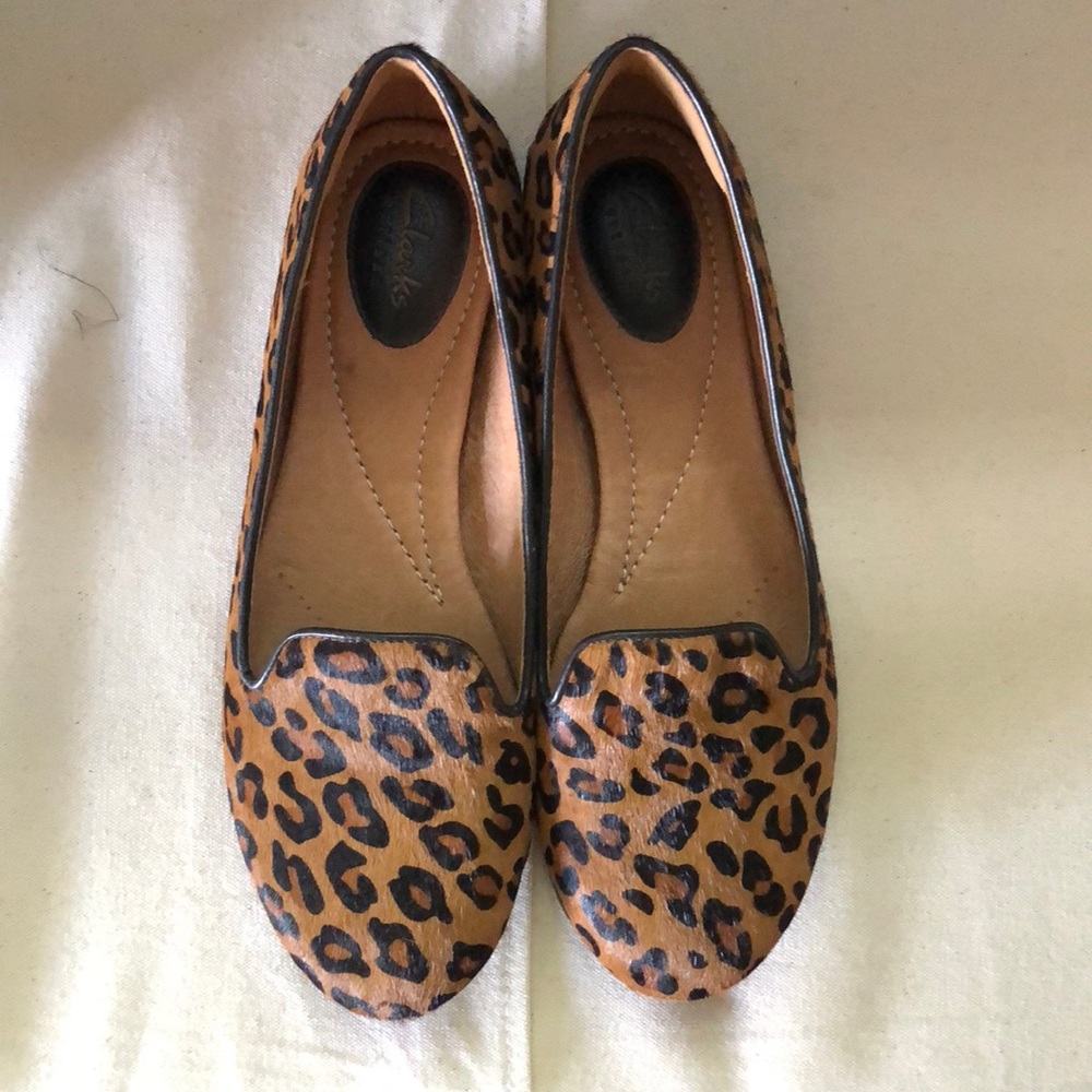 Clark’s leopard flats, size 7